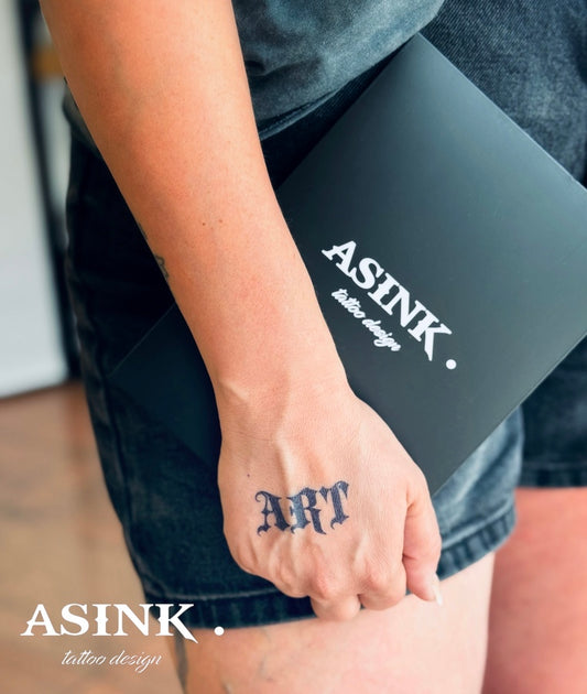 Надпис - Art - широк шрифт
