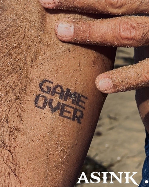 Надпис - game over