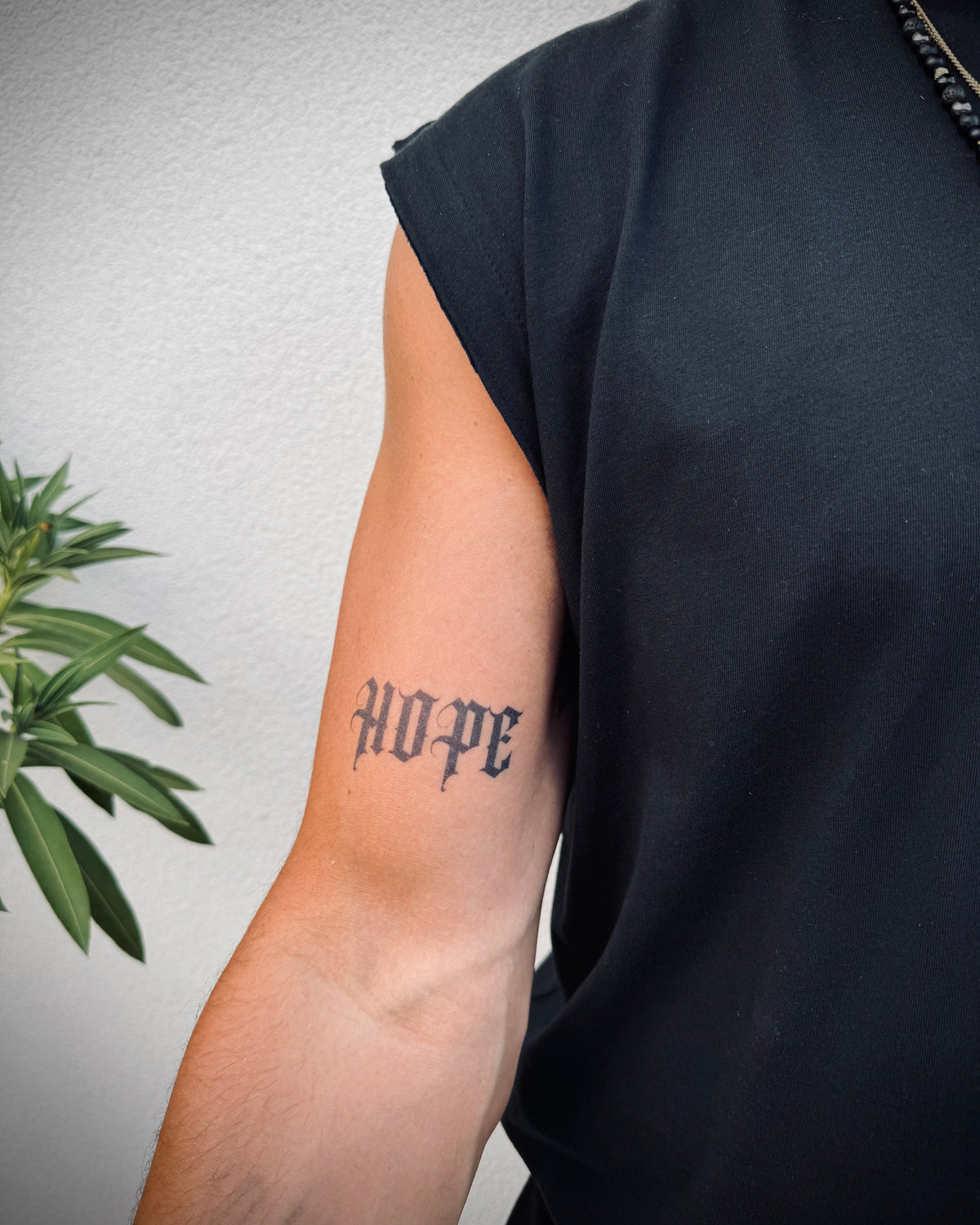 Надпис - HOPE