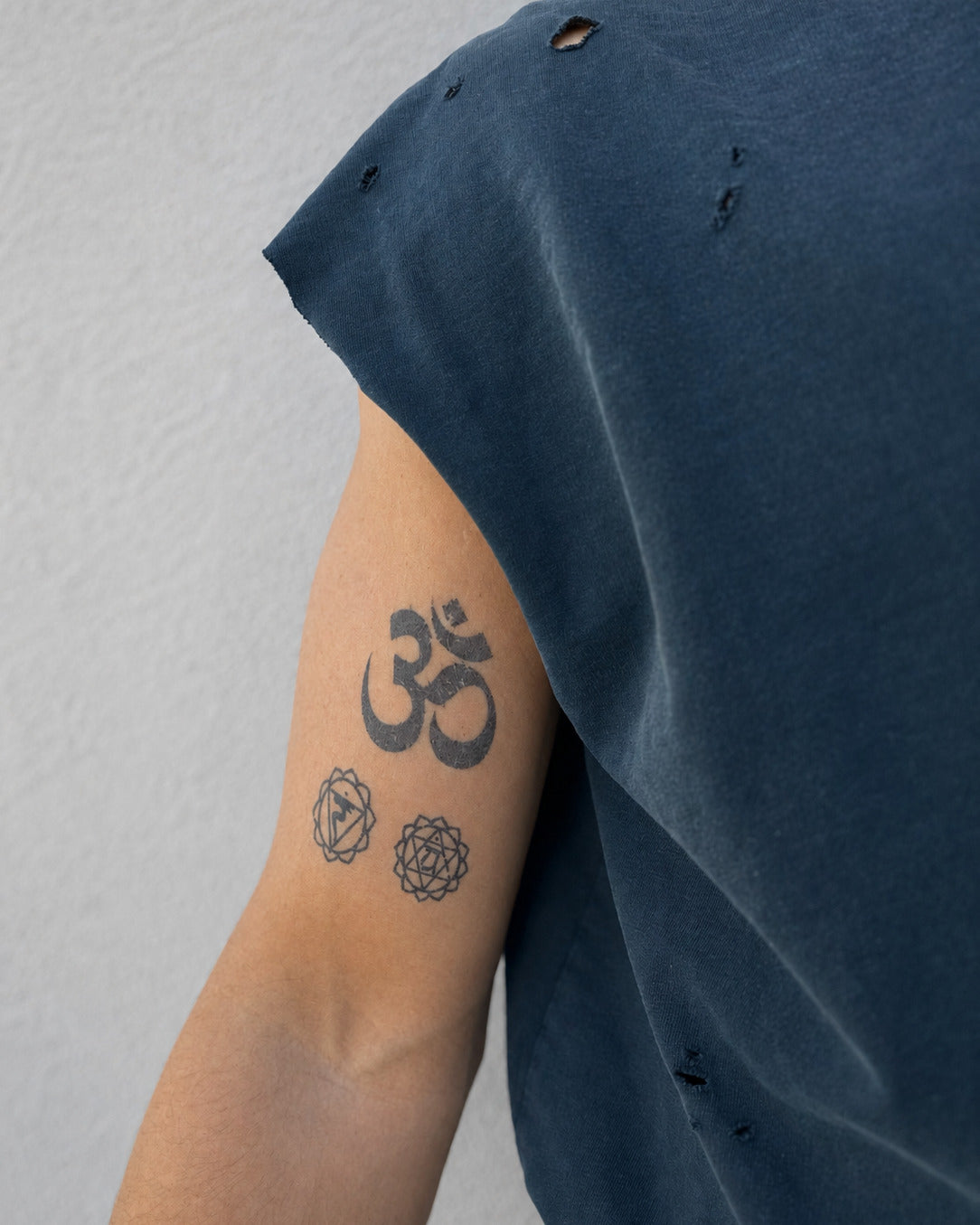Символ - OM